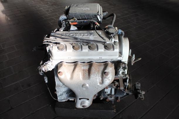 Foto: MOTOR D14A3 eines Honda Civic 1.4i