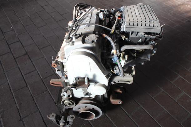 Foto: MOTOR D14A3 eines Honda Civic 1.4i