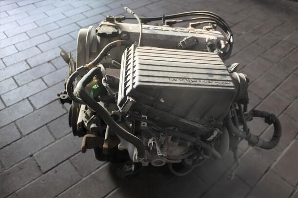 Foto: MOTOR D14A3 eines Honda Civic 1.4i