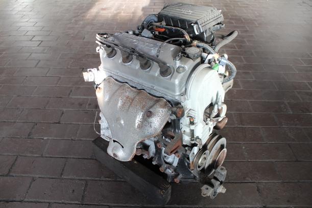 Foto: MOTOR D14A3 eines Honda Civic 1.4i