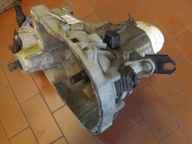 Foto: SCHALTGETRIEBE eines Renault Clio 1.4 RT