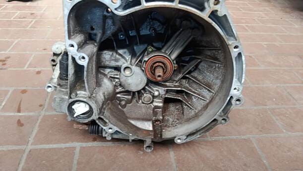 Foto: SCHALTGETRIEBE 5-GANG (76000km) eines Ford Ka