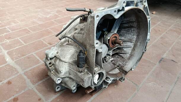 Foto: SCHALTGETRIEBE 5-GANG (76000km) eines Ford Ka