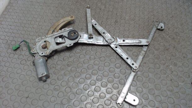 Foto: FENSTERHEBER VL eines Subaru Legacy 2.0 4WD LX