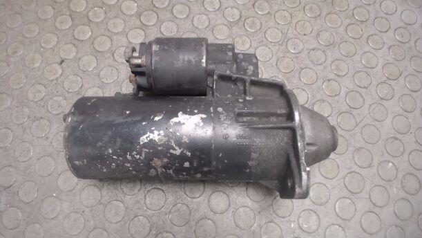 Foto: ANLASSER / STARTER BOSCH eines Ford Scorpio V6 CL