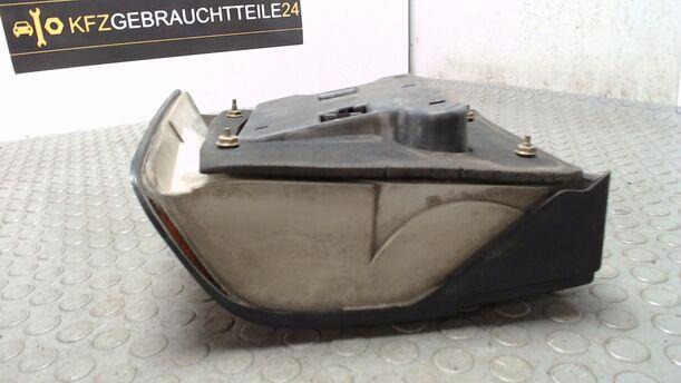 Foto: HECKLEUCHTE / RÜCKLEUCHTE ( '85 ) LINKS eines Ford Scorpio V6 CL