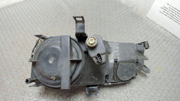 Foto: SCHEINWERFER RECHTS ( LWR / OHNE ZUSATZLEUCHTE ) eines Ford Sierra Turbo D CLX