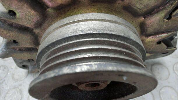 Foto: LICHTMASCHINE / GENERATOR eines Ford Sierra Turbo D CLX