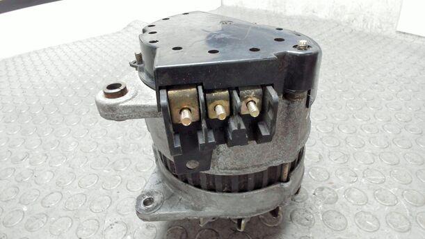 Foto: LICHTMASCHINE / GENERATOR eines Ford Sierra Turbo D CLX