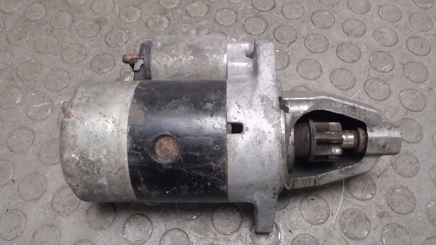 Foto: ANLASSER / STARTER eines Nissan Micra LX