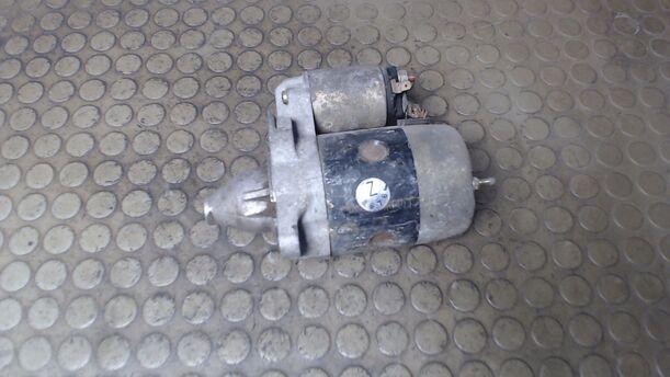 Foto: ANLASSER / STARTER eines Mazda 323 1.4i LX