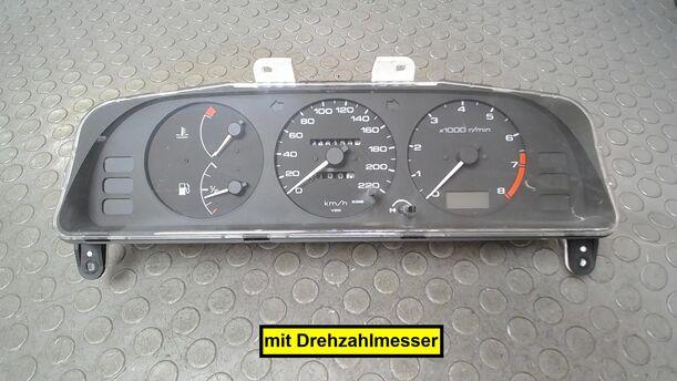 Foto: TACHOEINHEIT eines Nissan Primera 1.6 SLX