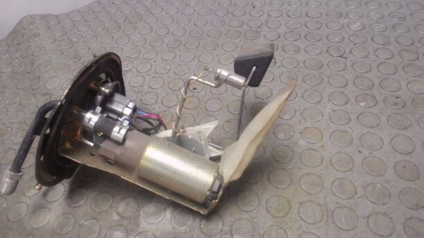 Foto: KRAFTSTOFFPUMPE eines Toyota Corolla 1.6 Si