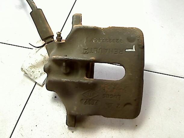 Foto: BREMSSATTEL VL eines Renault Laguna 2.0 RT