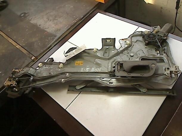 Foto: FENSTERHEBER HR eines Renault Laguna 2.0 RT