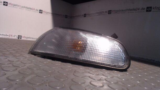 Foto: BLINKER / BLINKLEUCHTE LINKS eines Mazda 626 2.0i GLX
