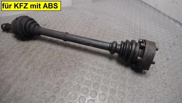 Foto: ANTRIEBSWELLE HINTEN LINKS eines Audi 100 quattro