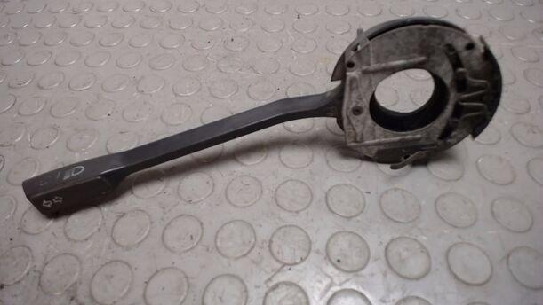 Foto: BLINKERSCHALTER eines VW Transporter 251 OB1