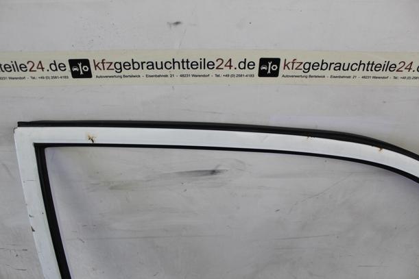 Foto: TÜR VORNE RECHTS eines Toyota Starlet 1.3 XLi
