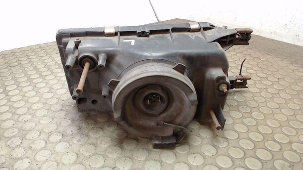 Foto: SCHEINWERFER LINKS eines Nissan Sunny Grand Prix