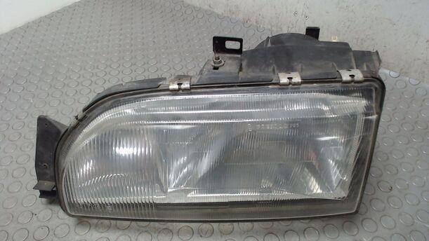 Foto: SCHEINWERFER LINKS ( '87 ) eines Ford Sierra CLX (LX)