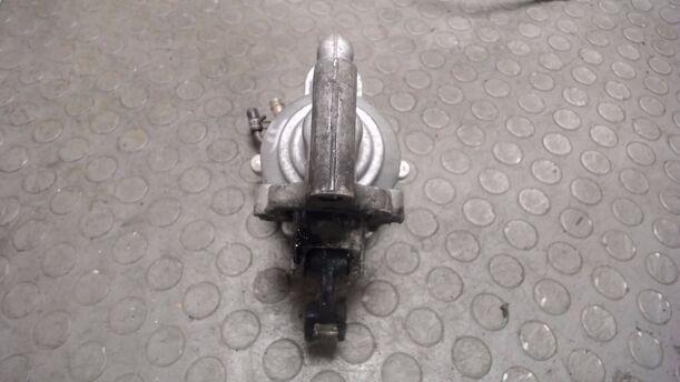 Foto: VAKUUMPUMPE eines Toyota Starlet 1.5 XLD