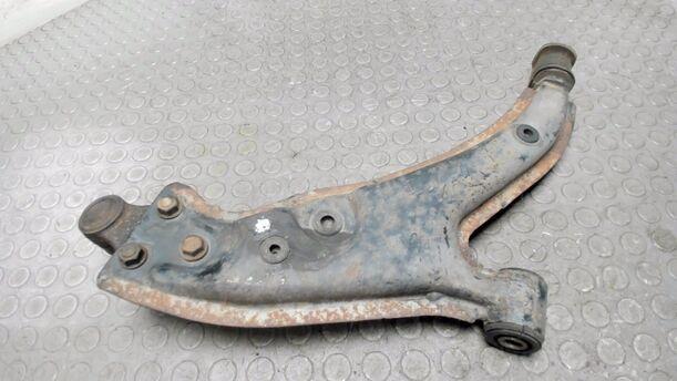 Foto: QUERLENKER VORNE LINKS UNTEN eines Toyota Starlet 1.0 e