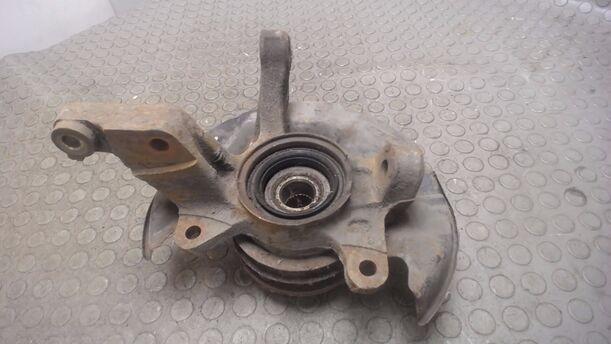 Foto: ACHSSCHENKEL VORNE RECHTS V R eines Toyota Corolla Liftback 12v DX
