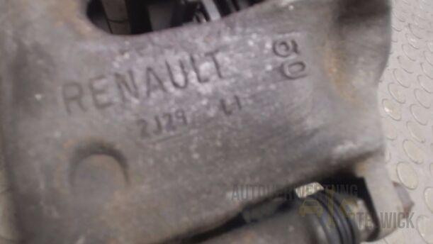 Foto: BREMSSATTEL VORN RECHTS eines Renault Safrane V6i (RT)
