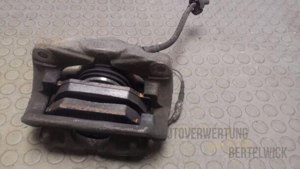 Foto: BREMSSATTEL VORN RECHTS eines Renault Safrane V6i (RT)