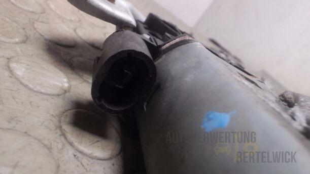Foto: FENSTERHEBER ELEKTR. HINTEN LINKS eines Renault Safrane V6i (RT)