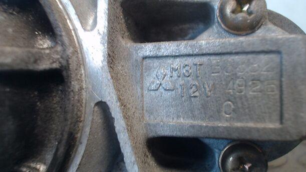 Foto: ANLASSER / STARTER eines Mazda 323 S 1.5