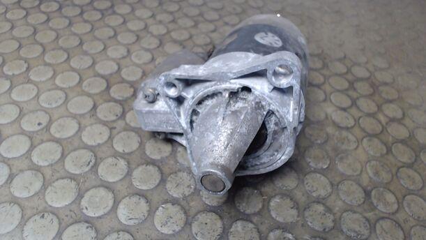 Foto: ANLASSER / STARTER eines Mazda 323 F 1.6i 16V GLX