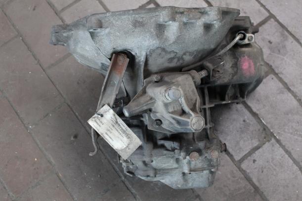 Foto: SCHALTGETRIEBE F13 eines Opel Corsa Eco