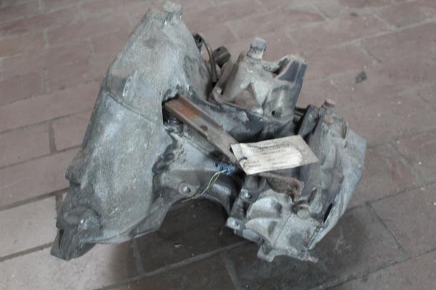 Foto: SCHALTGETRIEBE F13 eines Opel Corsa Eco