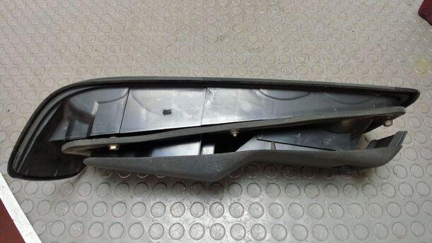 Foto: HECKLEUCHTE / RÜCKLICHT LINKS ( SCHRÄGHECK ) eines Ford Sierra Coupe CLX