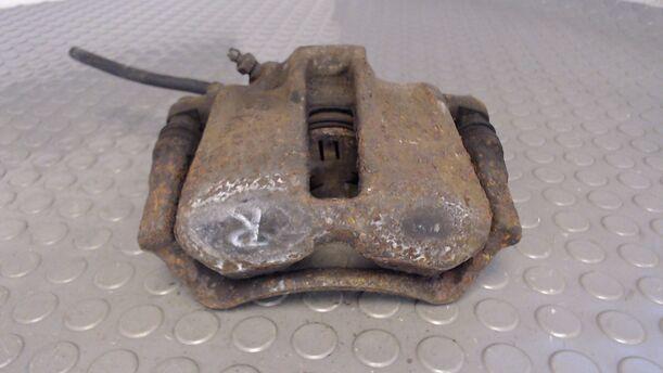 Foto: BREMSSATTEL VORN RECHTS eines Seat Inca 1.9D Profi