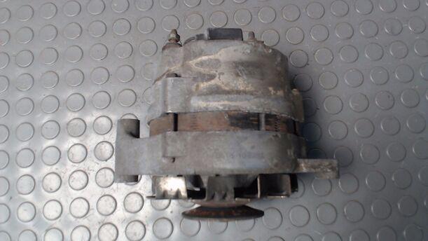 Foto: LICHTMASCHINE eines Opel Ascona c LS