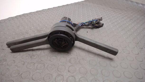Foto: BLINK-/KOMBISCHALTER eines Seat Marbella l