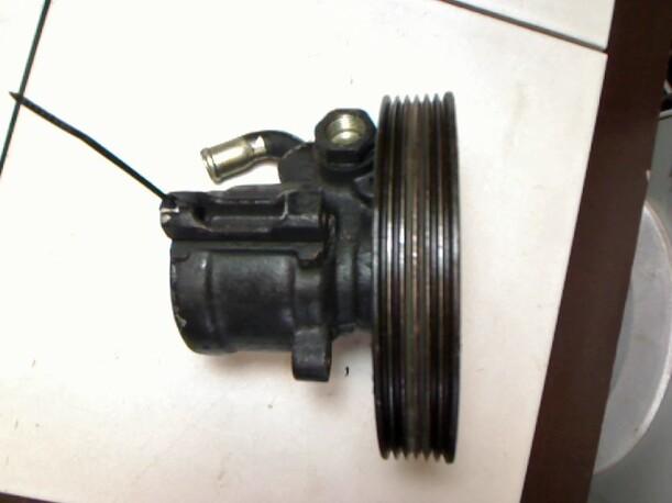 Foto: LENKGETRIEBEPUMPE eines Citroen ZX Furio