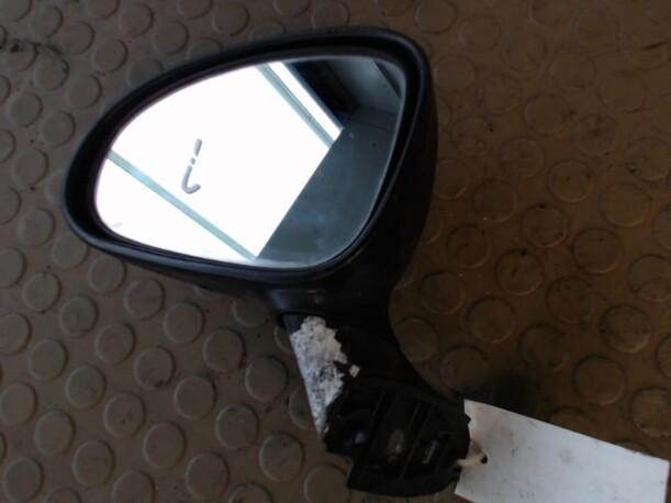 Foto: AUSSENSPIEGEL LINKS eines Daewoo Matiz 0.8 S