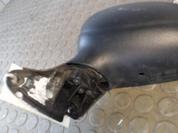 Foto: AUSSENSPIEGEL LINKS eines Daewoo Matiz 0.8 S