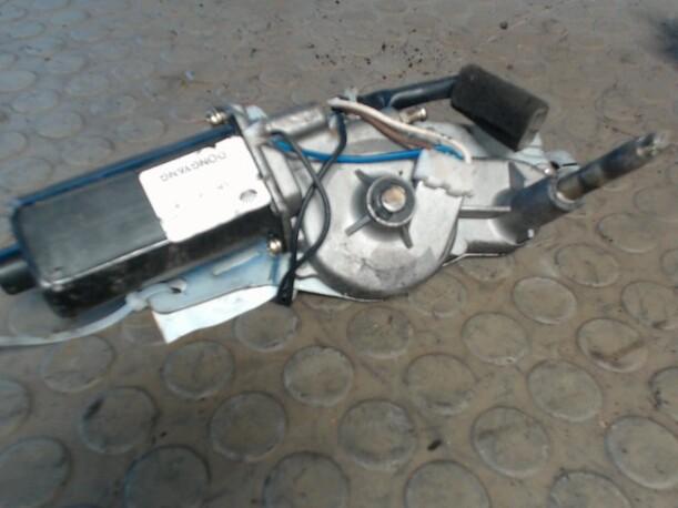 Foto: HECKSCHEIBENWISCHERMOTOR eines Daewoo Matiz 0.8 S
