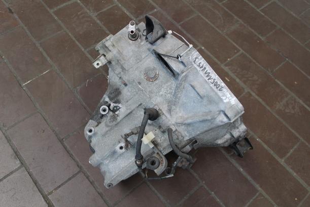 Foto: SCHALTGETRIEBE 5-GANG eines Honda Concerto 1.5i 16V