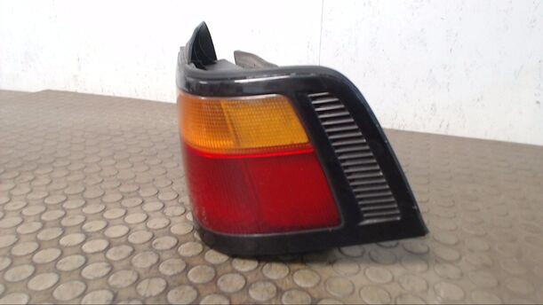 Foto: HECKLEUCHTE RECHTS eines Honda Concerto 1.5i 16V