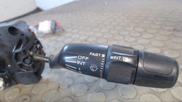 Foto: BLINK-/KOMBISCHALTER eines Mitsubishi Galant 1800 GLS