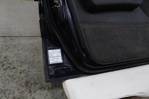 Foto: TÜR VORNE LINKS STUFENHECK eines Mitsubishi Galant 1800 GLS
