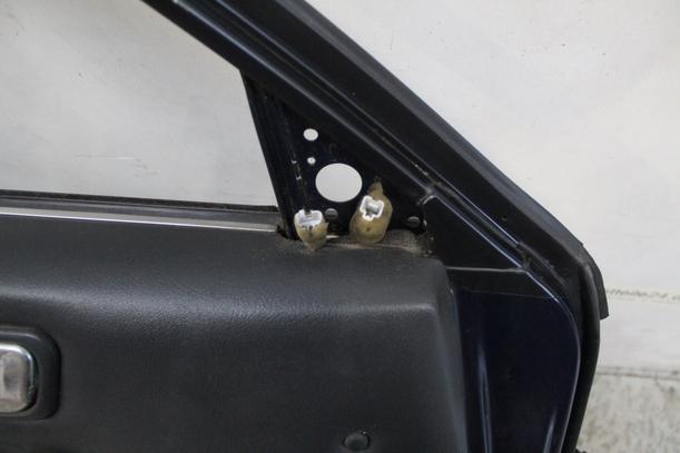 Foto: TÜR VORNE LINKS STUFENHECK eines Mitsubishi Galant 1800 GLS