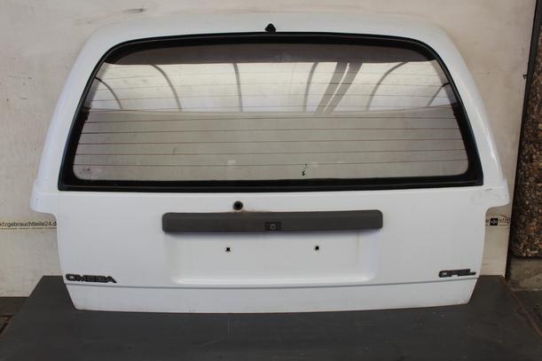Foto: HECKKLAPPE / HECKDECKEL eines Opel Omega Caravan LS