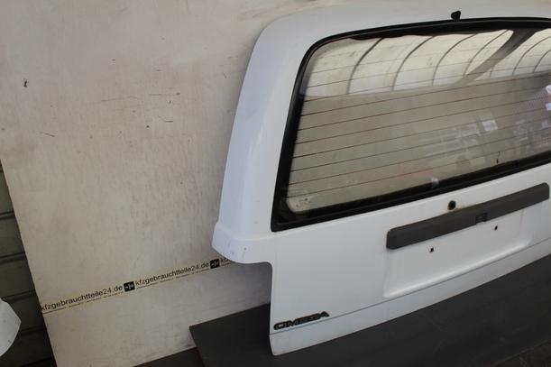 Foto: HECKKLAPPE / HECKDECKEL eines Opel Omega Caravan LS